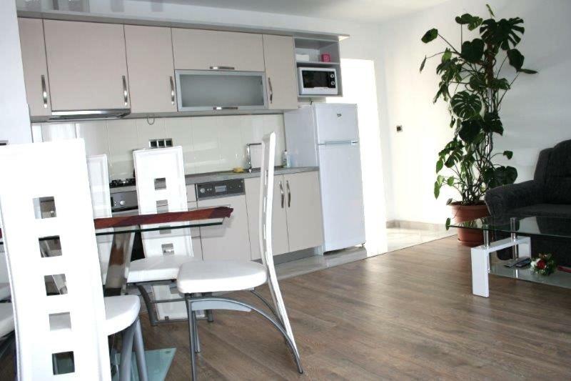 Lucija Apartments Vrh  ภายนอก รูปภาพ